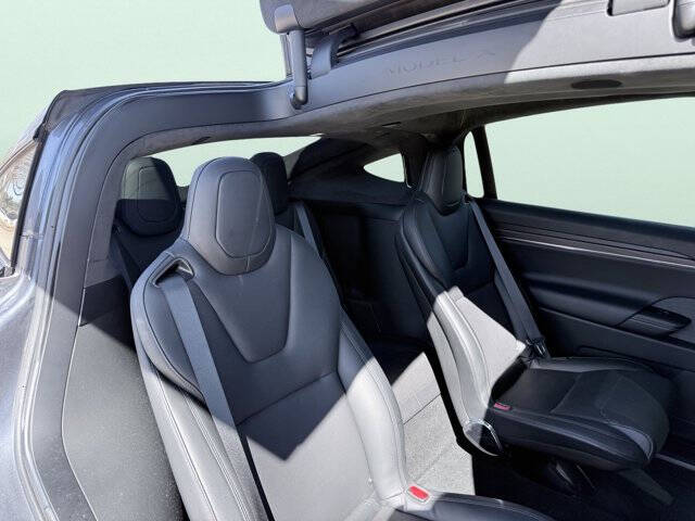 2023 Tesla Model X Standard Range