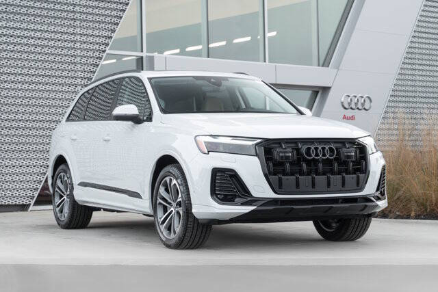 2025 Audi Q7 quattro Premium Plus 45 TFSI