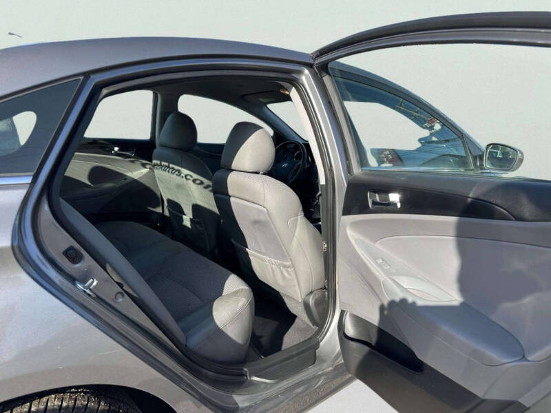 2012 Hyundai Sonata Limited 2.0T