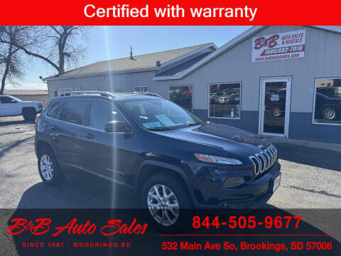 2015 Jeep Cherokee for sale at B & B Auto Sales in Brookings SD