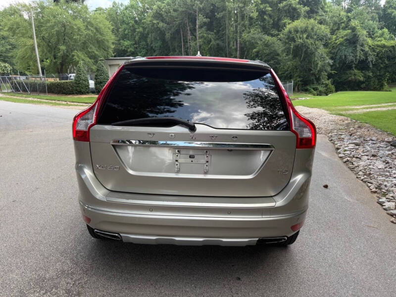 2016 Volvo XC60 T5 Drive-E Premier