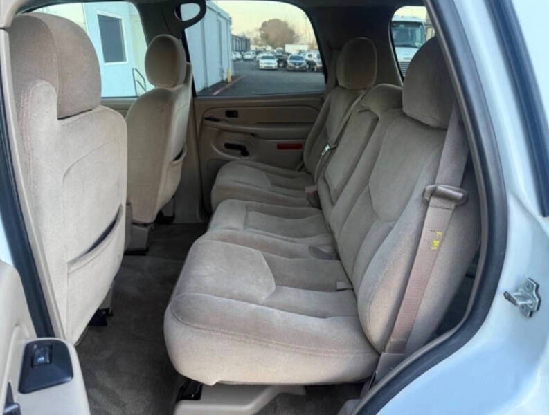 2004 GMC Yukon SLE