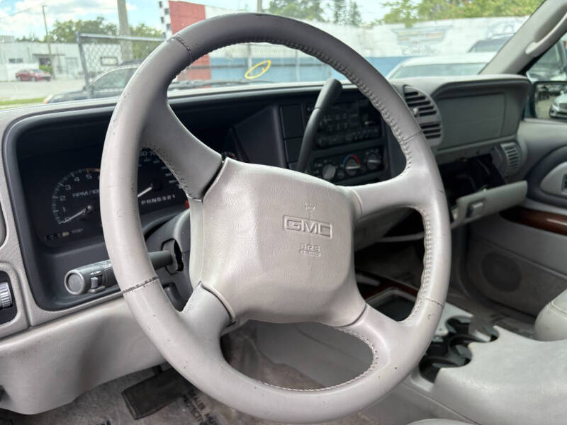 2000 GMC Yukon Denali