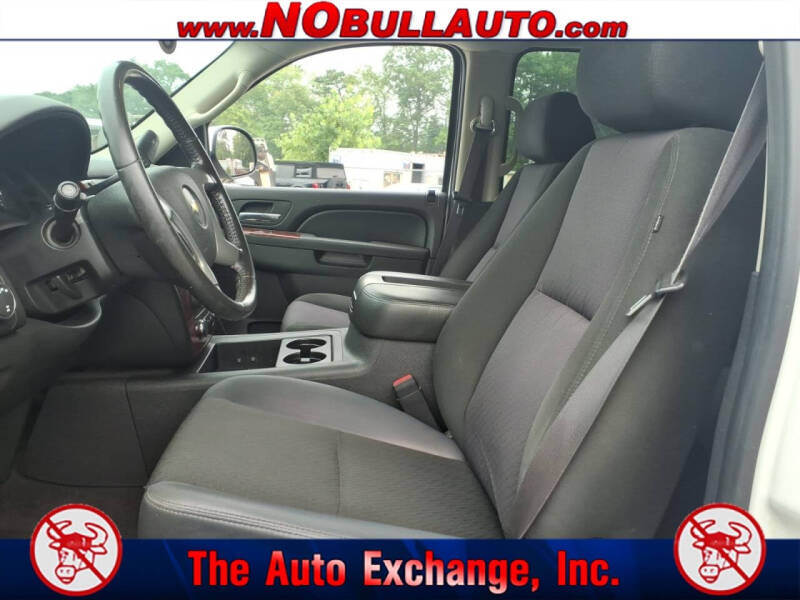 2011 Chevrolet Suburban LS