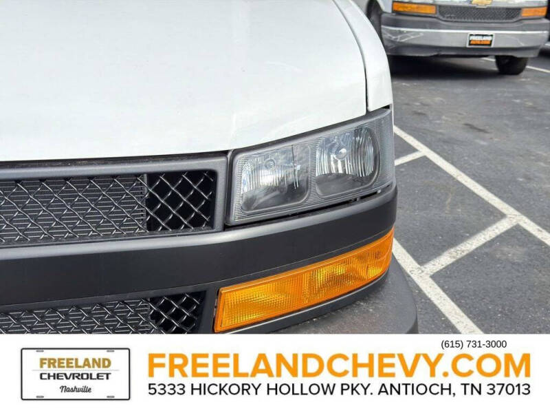 2025 Chevrolet Express 2500