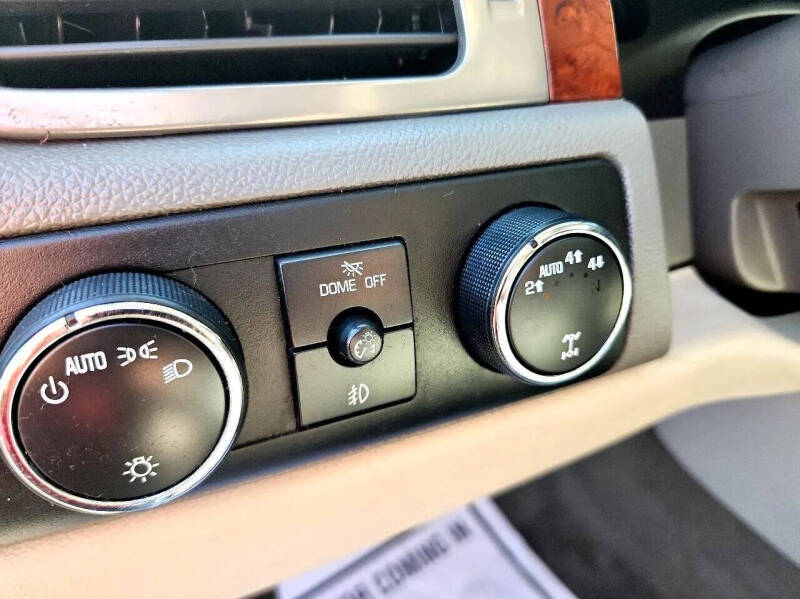 2013 Chevrolet Suburban LTZ