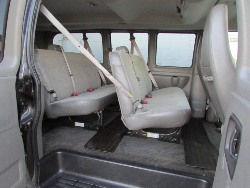 2015 Chevrolet Express LS 2500