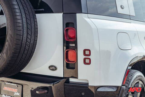 2022 Land Rover Defender 110 X-Dynamic HSE