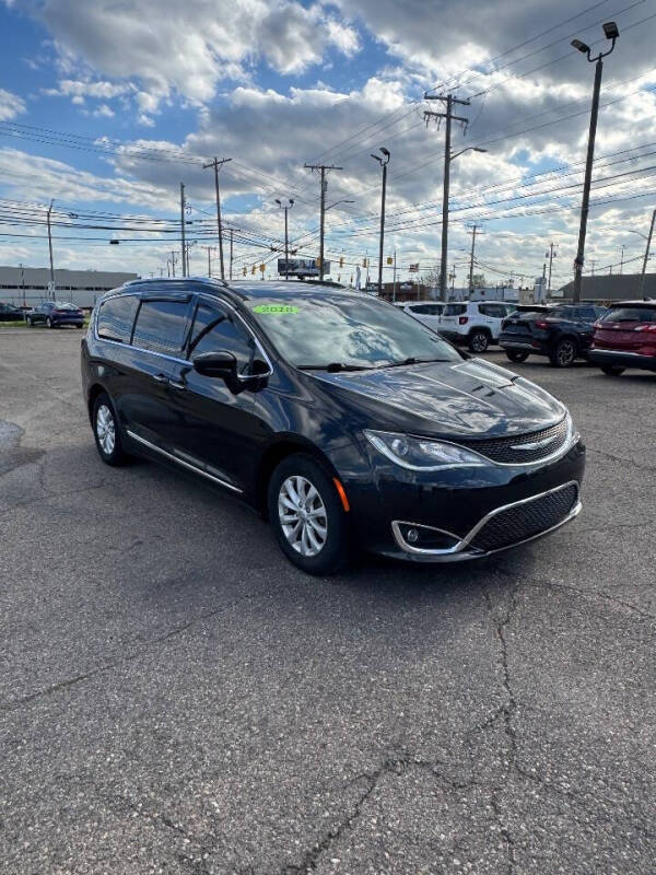 2018 Chrysler Pacifica Touring L Plus
