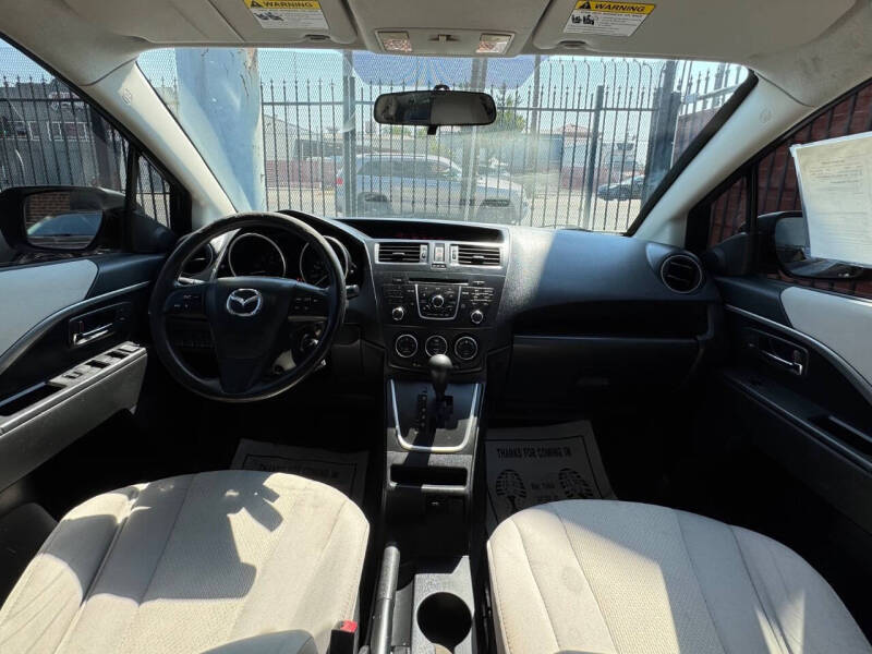 2013 Mazda MAZDA5 Sport