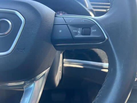 2024 Audi Q3 quattro S line Prem Plus 45 TFSI