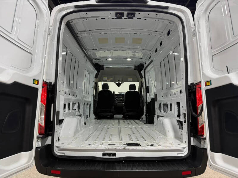 2025 Ford Transit 250