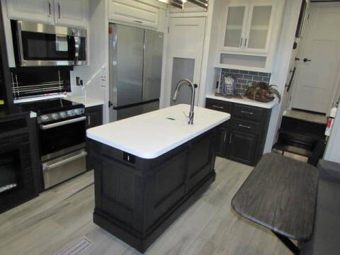 2025 KEYSTONE A 378BH