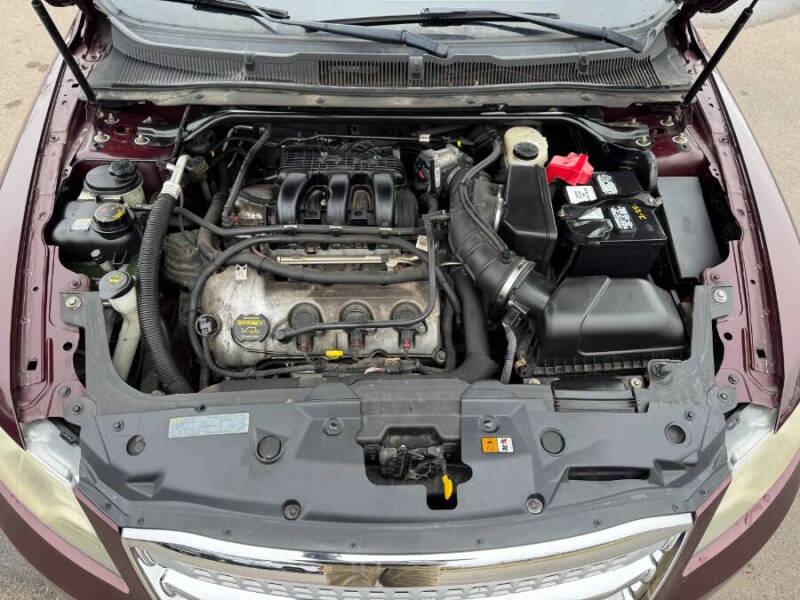 2011 Ford Taurus SEL