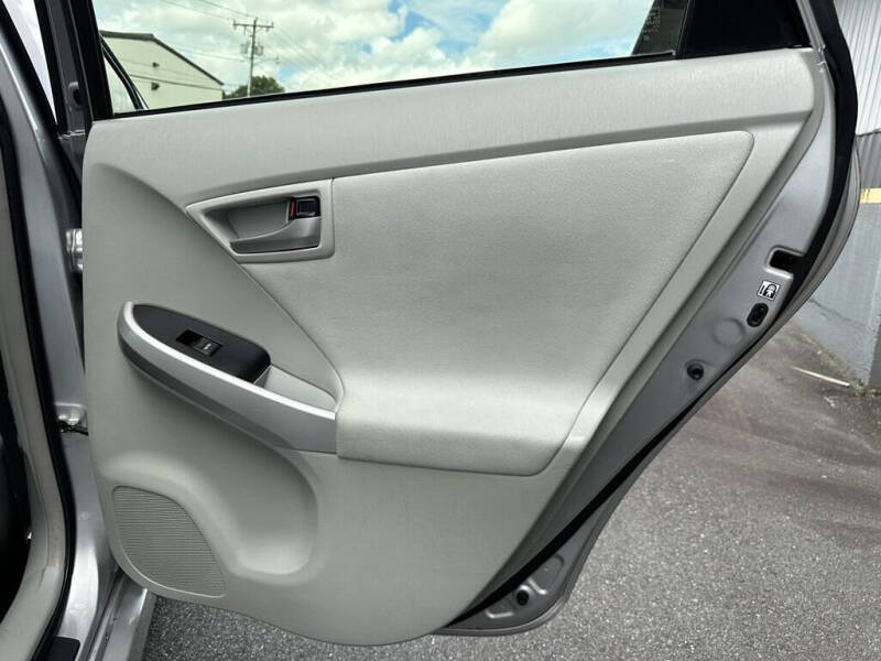 2013 Toyota Prius One