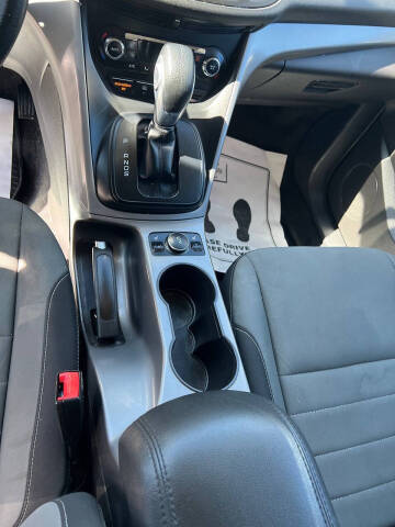 2016 Ford Escape SE