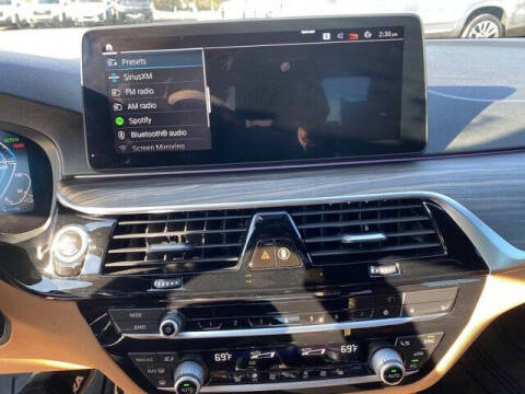 2022 BMW 5 Series 530e