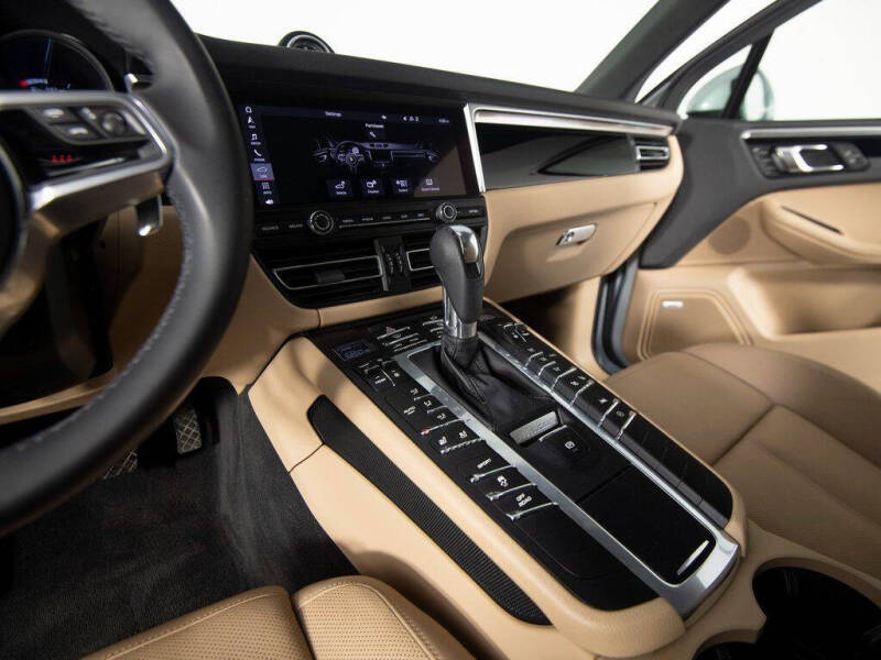 2021 Porsche Macan