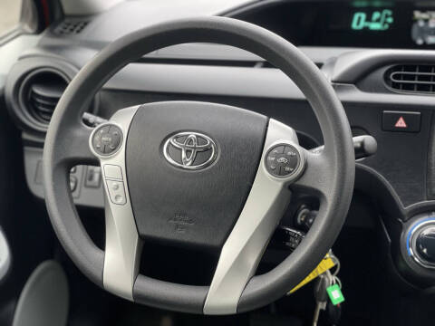 2013 Toyota Prius c One