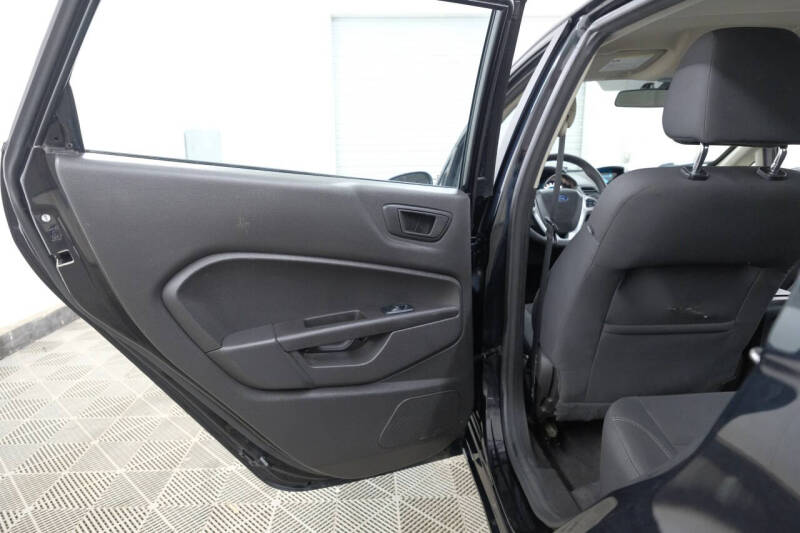 2017 Ford Fiesta SE