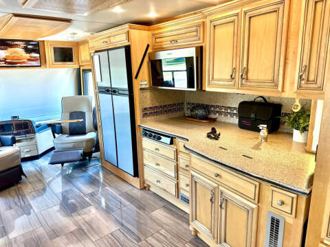 2014 Freightliner XCR Chassis
