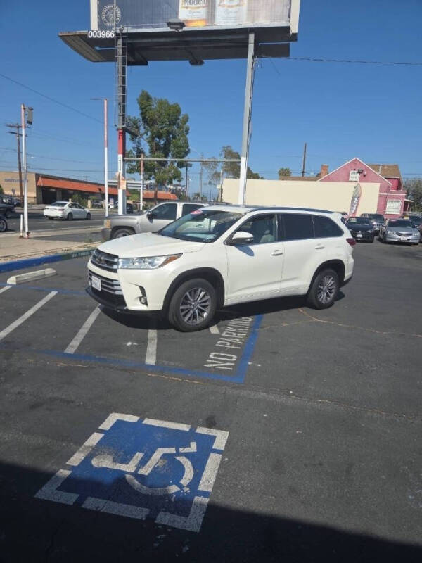 2018 Toyota Highlander SE