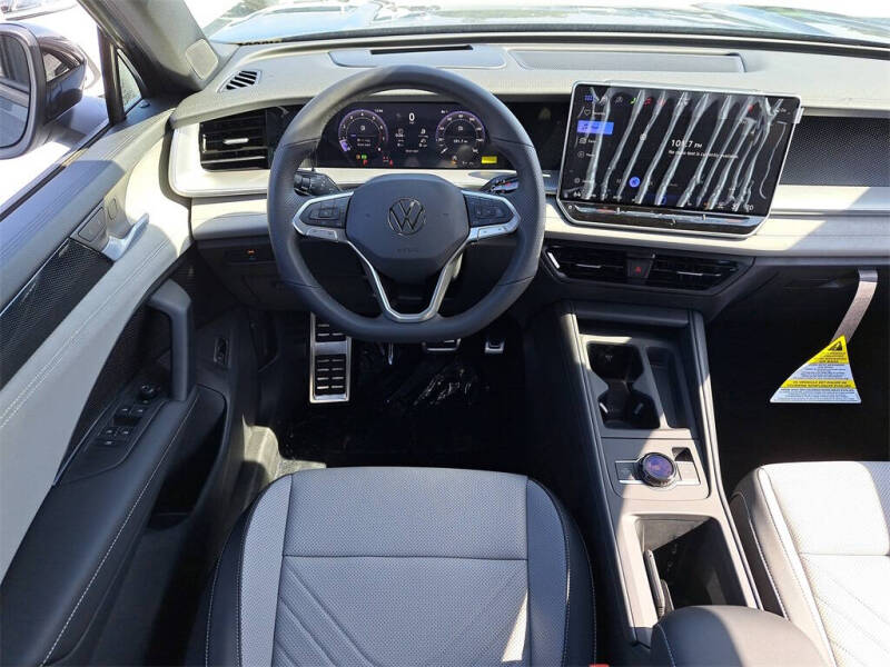 2026 Volkswagen Tiguan SE R-Line Black 4Motion