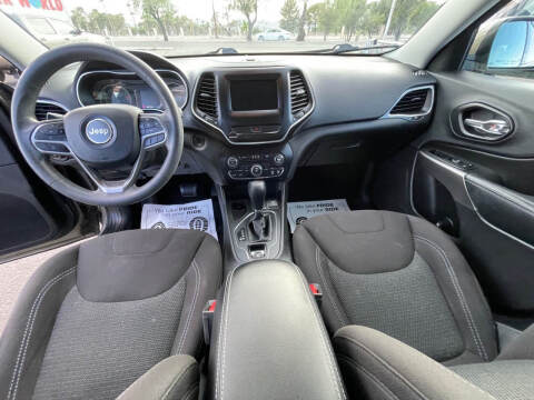 2019 Jeep Cherokee Latitude