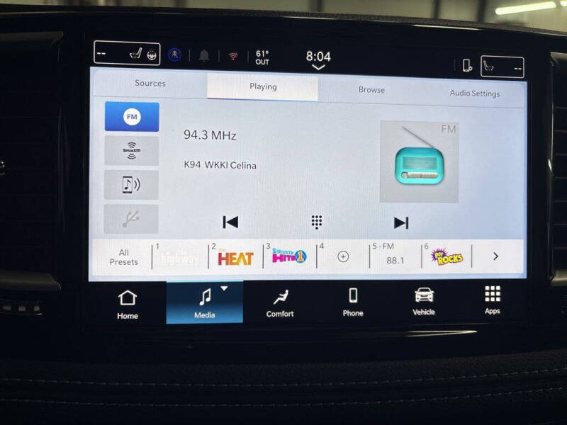 2026 Chrysler Pacifica Select