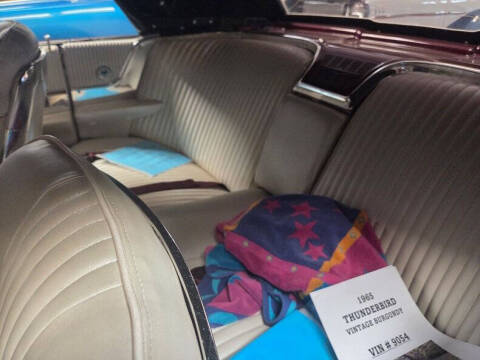 1965 Ford Thunderbird