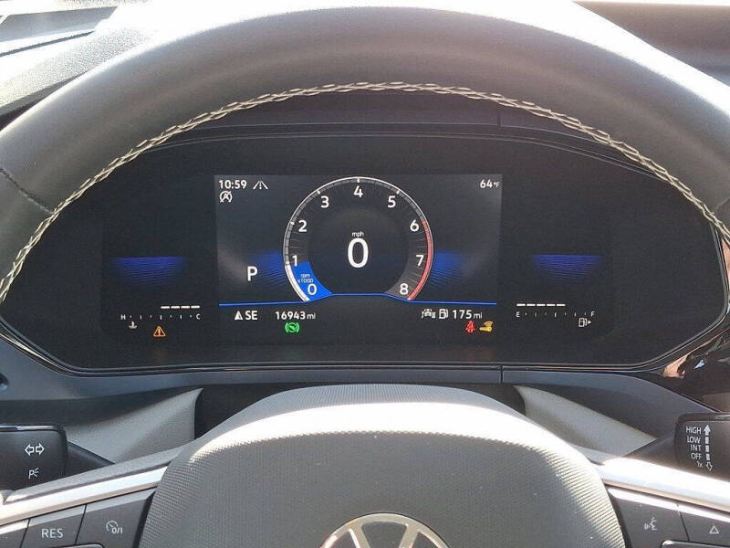 2022 Volkswagen Taos SE 4Motion