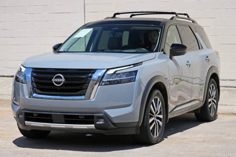 2022 Nissan Pathfinder Platinum