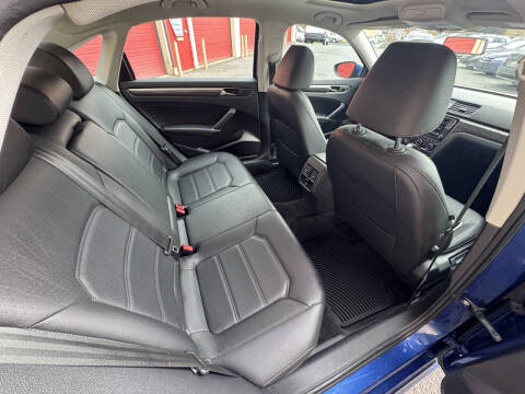 2017 Volkswagen Passat 1.8T SE