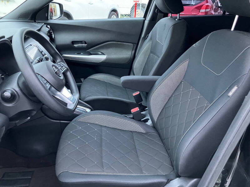 2019 Nissan Kicks SV