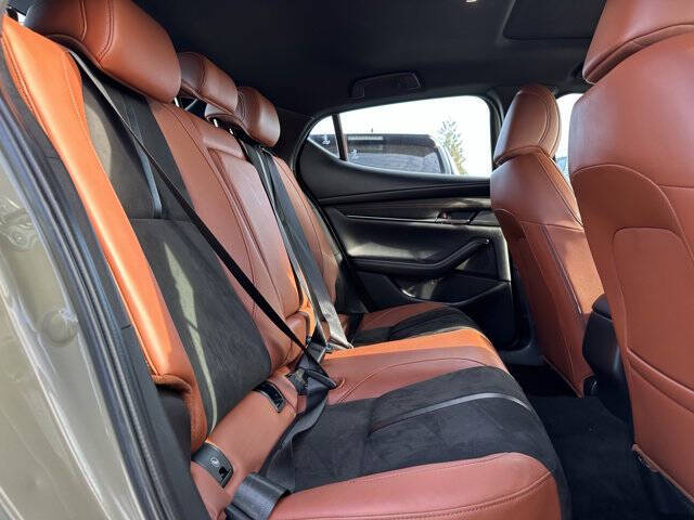 2024 Mazda Mazda3 Hatchback 2.5 Carbon Turbo