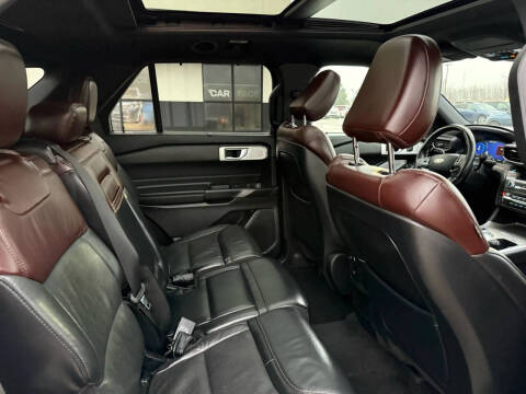 2020 Ford Explorer Platinum