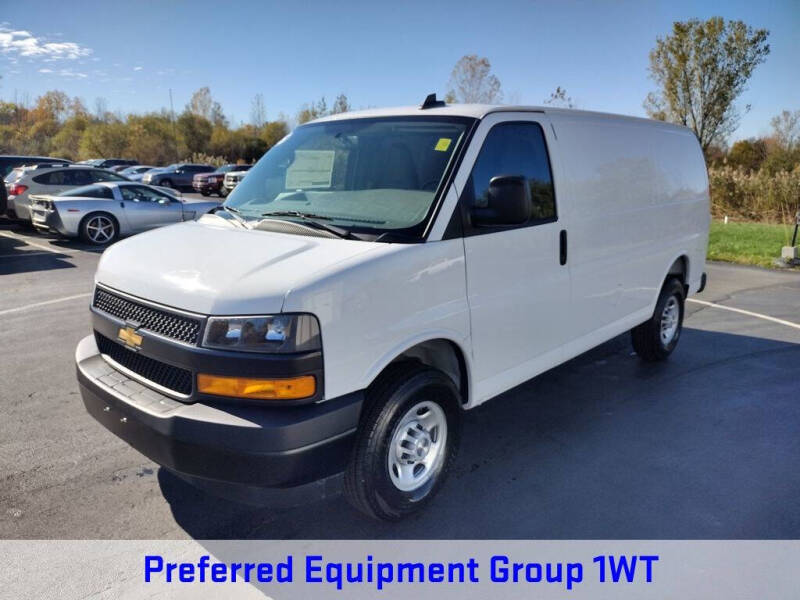 2025 Chevrolet Express 2500