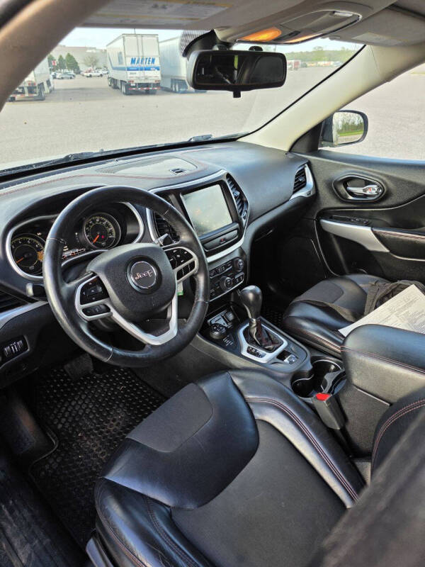 2017 Jeep Cherokee Trailhawk