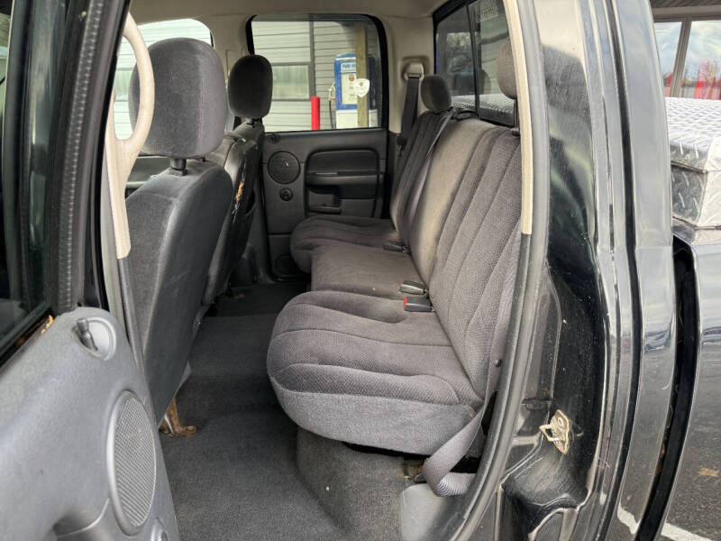 2004 Dodge Ram 1500 SLT