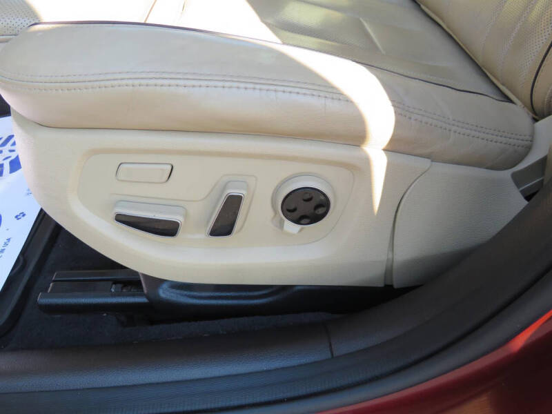2015 Hyundai Genesis