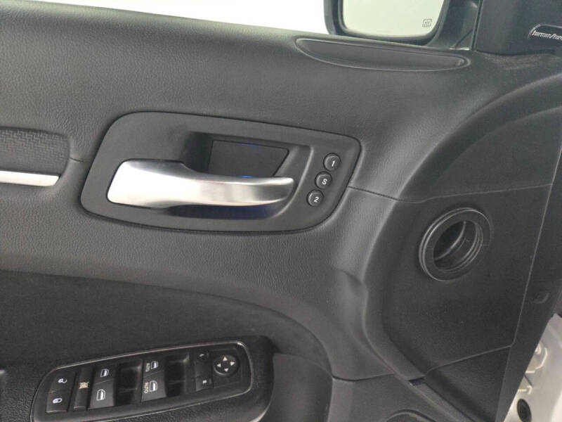 2012 Chrysler 300 SRT8