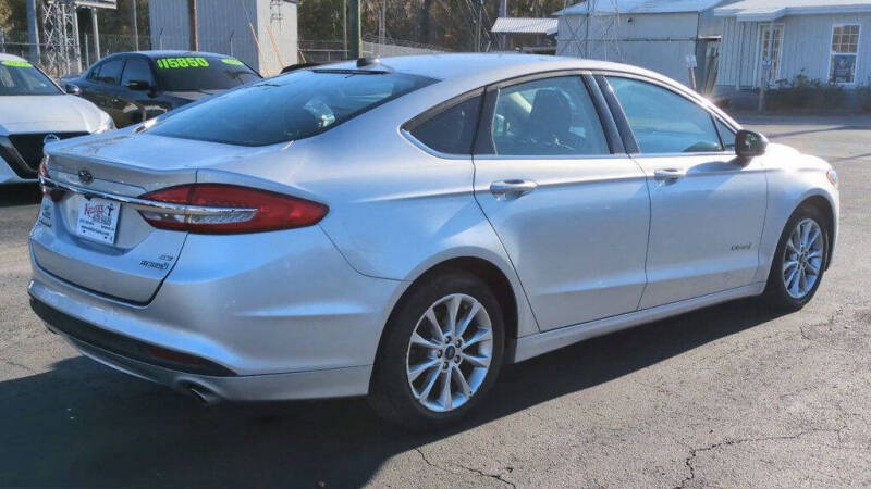 2017 Ford Fusion Hybrid SE