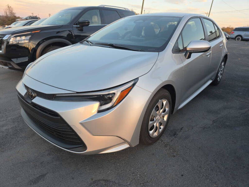 2026 Toyota Corolla LE's photo