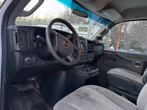 2017 GMC Savana 2500