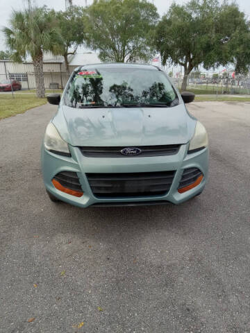 2013 Ford Escape S