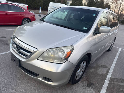 2006 Honda Odyssey for sale at Best Deal Motors in Saint Charles MO