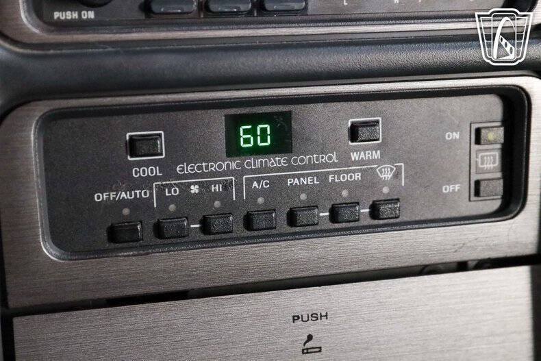 1987 Ford Thunderbird