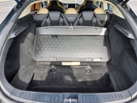 2013 Tesla Model S Performance