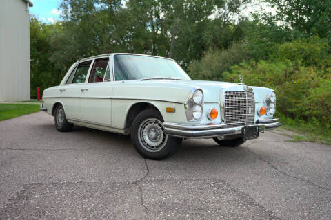 1972 Mercedes-Benz 280-Class