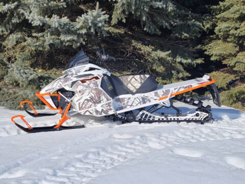 2017 Arctic Cat M8000 Limited for sale at Countryside Auto Body & Sales, Inc in Gary SD